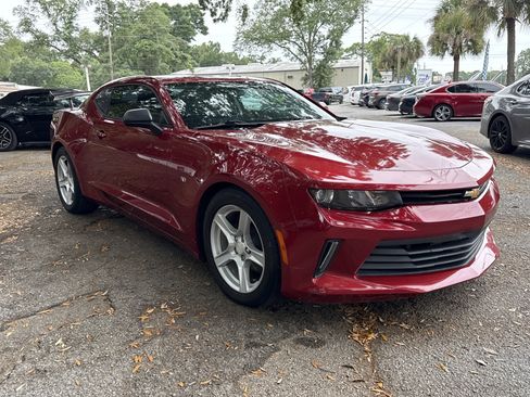 Used 2017 Chevrolet Camaro LT w/ Technology Package RWD image 7