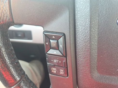 Used 2013 Ford F150 Lariat w/ Mid Equipment Group AWD/4WD image 14