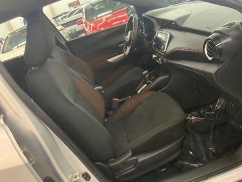 Used 2020 Nissan Kicks SR image 14