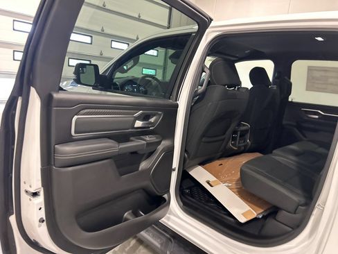 New 2026 RAM 1500 Big Horn AWD/4WD image 32