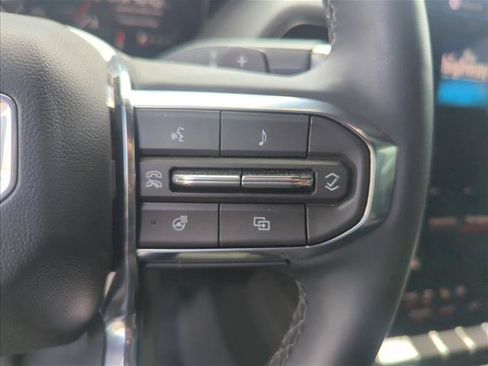 Used 2026 GMC Yukon Denali w/ LPO, Floor Liner Package AWD/4WD image 13