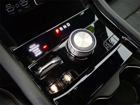 Used 2021 Jeep Grand Cherokee L Overland image 18