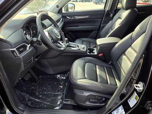 New 2025 MAZDA CX-5 Carbon Edition image 17