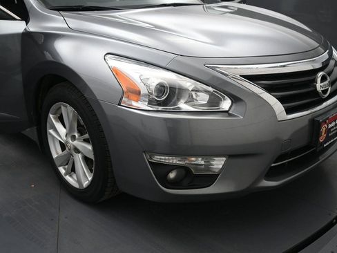 Used 2015 Nissan Altima 2.5 SL w/ Technology Package FWD image 17
