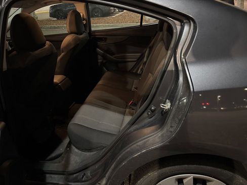 Used 2020 Subaru Impreza 2.0i image 4