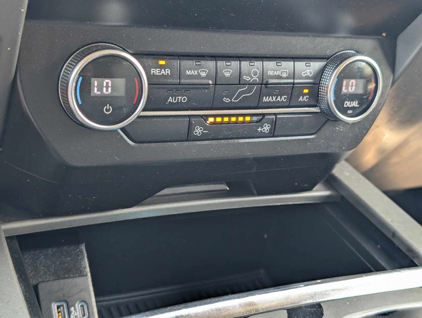 Used 2020 Ford Expedition XLT RWD image 33