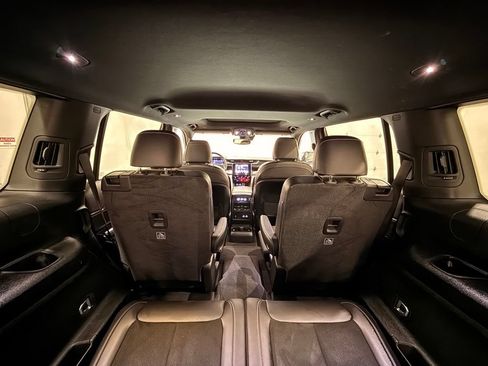 Used 2021 Jeep Grand Cherokee L Laredo RWD image 36