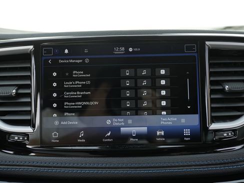 Used 2021 Chrysler Pacifica Touring image 46