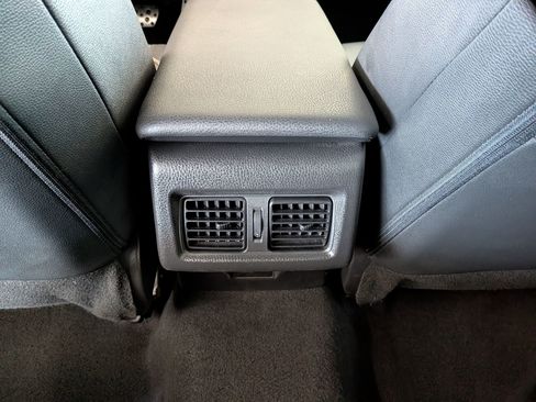 Used 2025 Toyota Camry SE FWD image 26