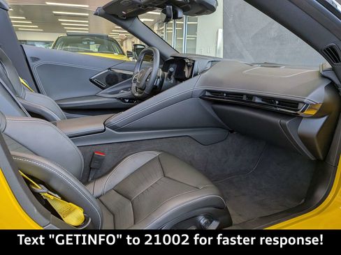 Used 2025 Chevrolet Corvette Z06 w/ Stealth Interior Trim Package RWD image 18