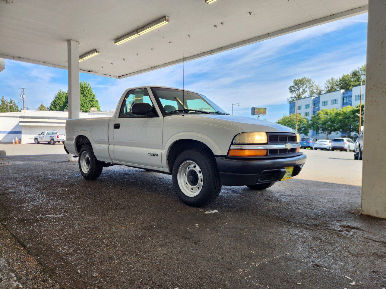Used 2002 Chevrolet S10 Pickup 2WD Regular Cab image 7
