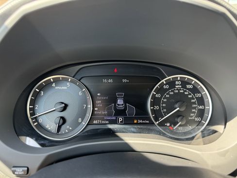 Used 2023 INFINITI QX50 Luxe image 19