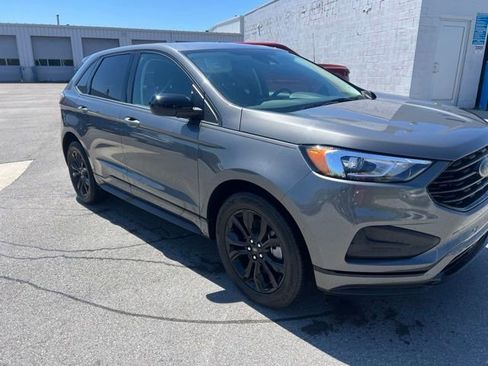 Used 2023 Ford Edge SE w/ Black Appearance Package AWD/4WD image 7