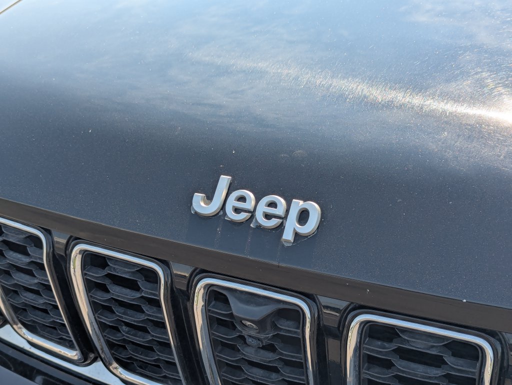 Used 2024 Jeep Grand Cherokee L Limited w/ Luxury Tech Group II AWD/4WD image 11