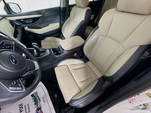 Used 2020 Subaru Outback Limited image 17