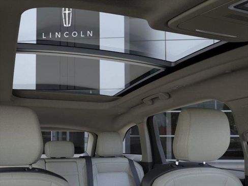 New 2026 Lincoln Nautilus Premier w/ Equipment Group 102A image 22