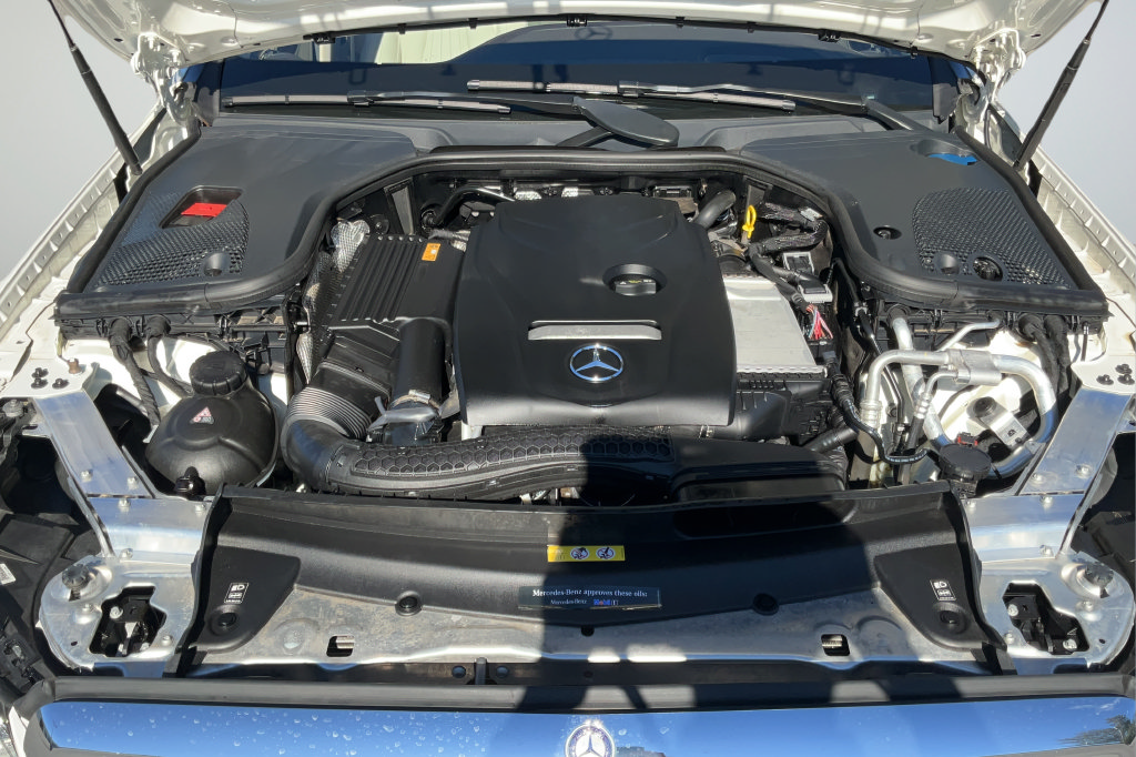 Used 2017 Mercedes-Benz E 300 image 22