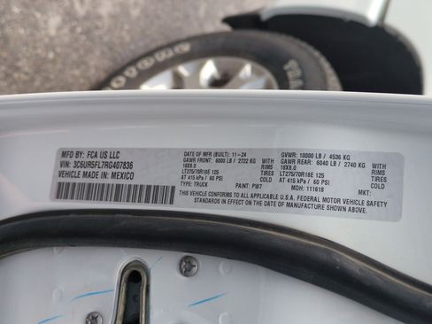 Used 2024 RAM 2500 Laramie w/ Safety Group image 33