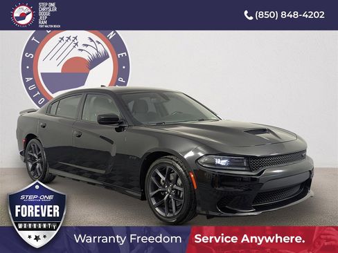 Used 2023 Dodge Charger R/T w/ Blacktop Package image 1