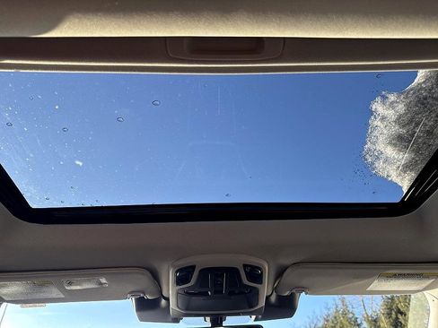 Used 2025 Subaru Outback Limited w/ Popular Package #2 image 16