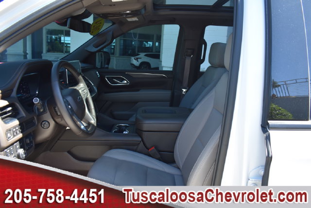 Used 2024 Chevrolet Tahoe Z71 w/ Luxury Package AWD/4WD image 24