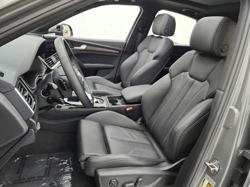 Used 2023 Audi Q5 2.0T Premium Plus w/ Premium Plus Package AWD/4WD image 14