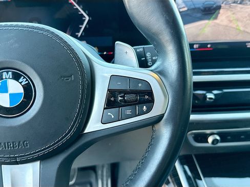 Used 2023 BMW X7 xDrive40i w/ Executive Package image 40