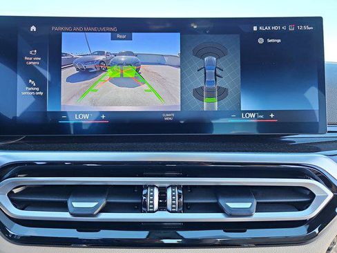 Certified 2024 BMW 330i Sedan w/ Premium Package image 22