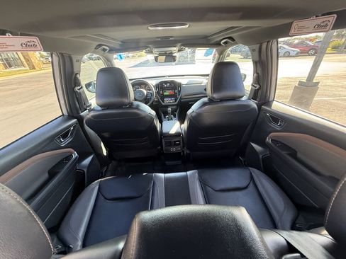 Used 2025 Subaru Forester Sport w/ Popular Package #2 image 10