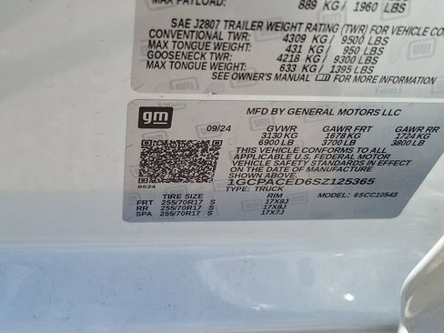 Used 2025 Chevrolet Silverado 1500 LT image 34