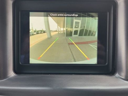 Used 2019 Dodge Charger SXT w/ Blacktop Package RWD image 17