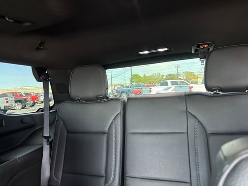 Used 2023 GMC Yukon Denali RWD image 26