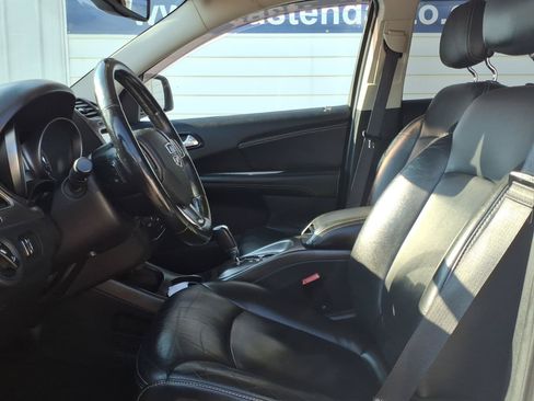 Used 2017 Dodge Journey Crossroad AWD/4WD image 7