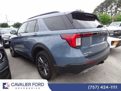 Used 2026 Ford Explorer Active w/ Active Comfort Package AWD/4WD image 29