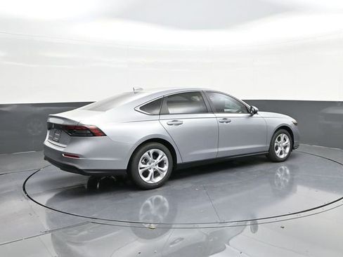 New 2025 Honda Accord LX image 12