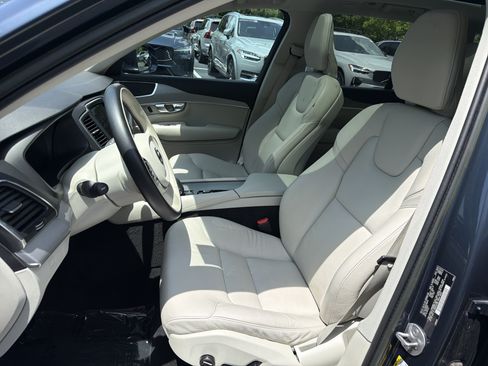 Certified 2023 Volvo XC90 B5 Core w/ Protection Package Premier AWD/4WD image 16