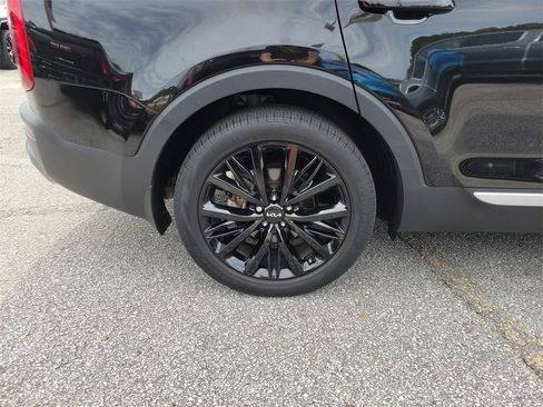 Used 2022 Kia Telluride SX w/ Towing Package image 15