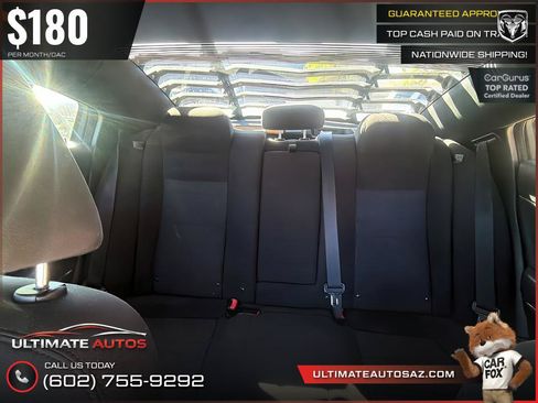 Used 2014 Dodge Charger SE RWD image 5