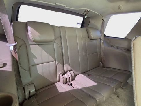 Used 2015 GMC Yukon SLT w/ HD Trailering Package RWD image 16