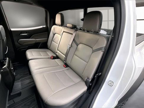 Used 2024 Chevrolet Colorado ZR2 w/ ZR2 Convenience Package III image 27