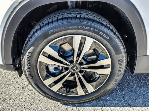 New 2026 Mercedes-Benz GLB 250 4MATIC image 8