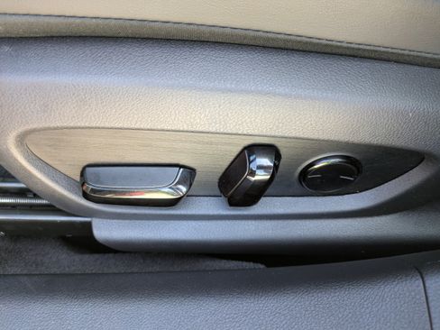 Used 2022 Lexus ES 350 w/ Premium Package FWD image 19