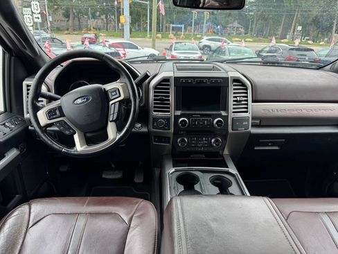 Used 2017 Ford F250 Platinum w/ Platinum Ultimate Package AWD/4WD image 15