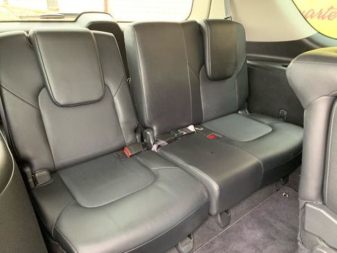 Used 2017 Nissan Armada Platinum RWD image 18