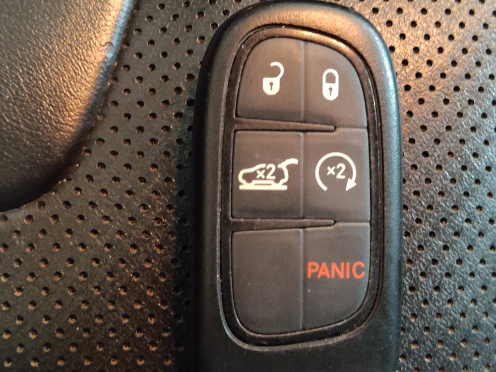Used 2021 Jeep Cherokee Limited AWD/4WD image 32