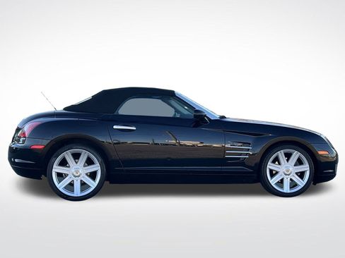 Used 2005 Chrysler Crossfire Limited image 29