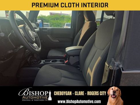 Used 2017 Jeep Wrangler Sport AWD/4WD image 5