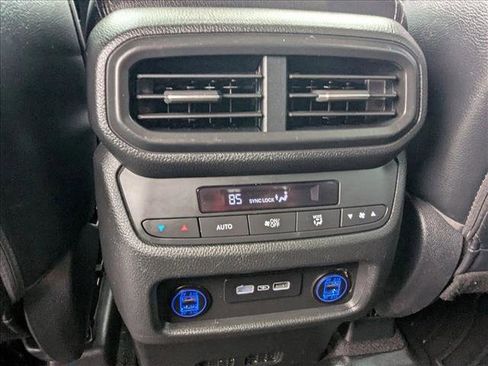 Used 2023 Honda Pilot EX-L image 16