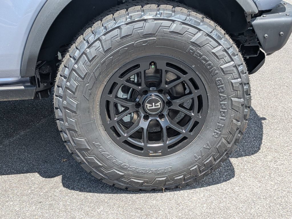New 2025 Ford Bronco Badlands AWD/4WD image 12