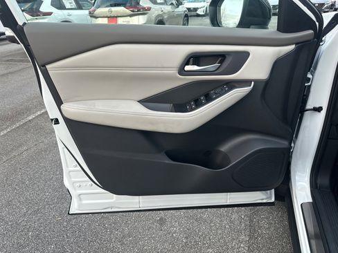 New 2026 Nissan Rogue Dark Armor image 10